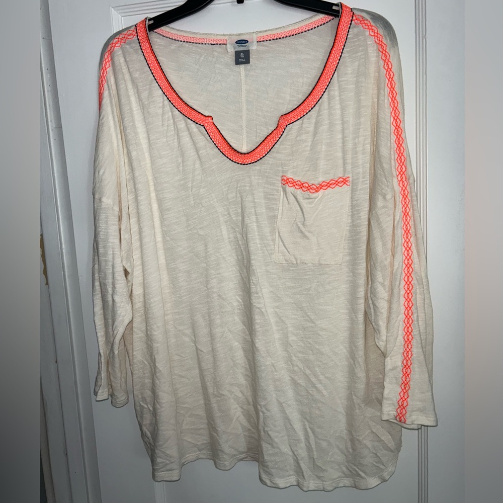 White long sleeve blouse